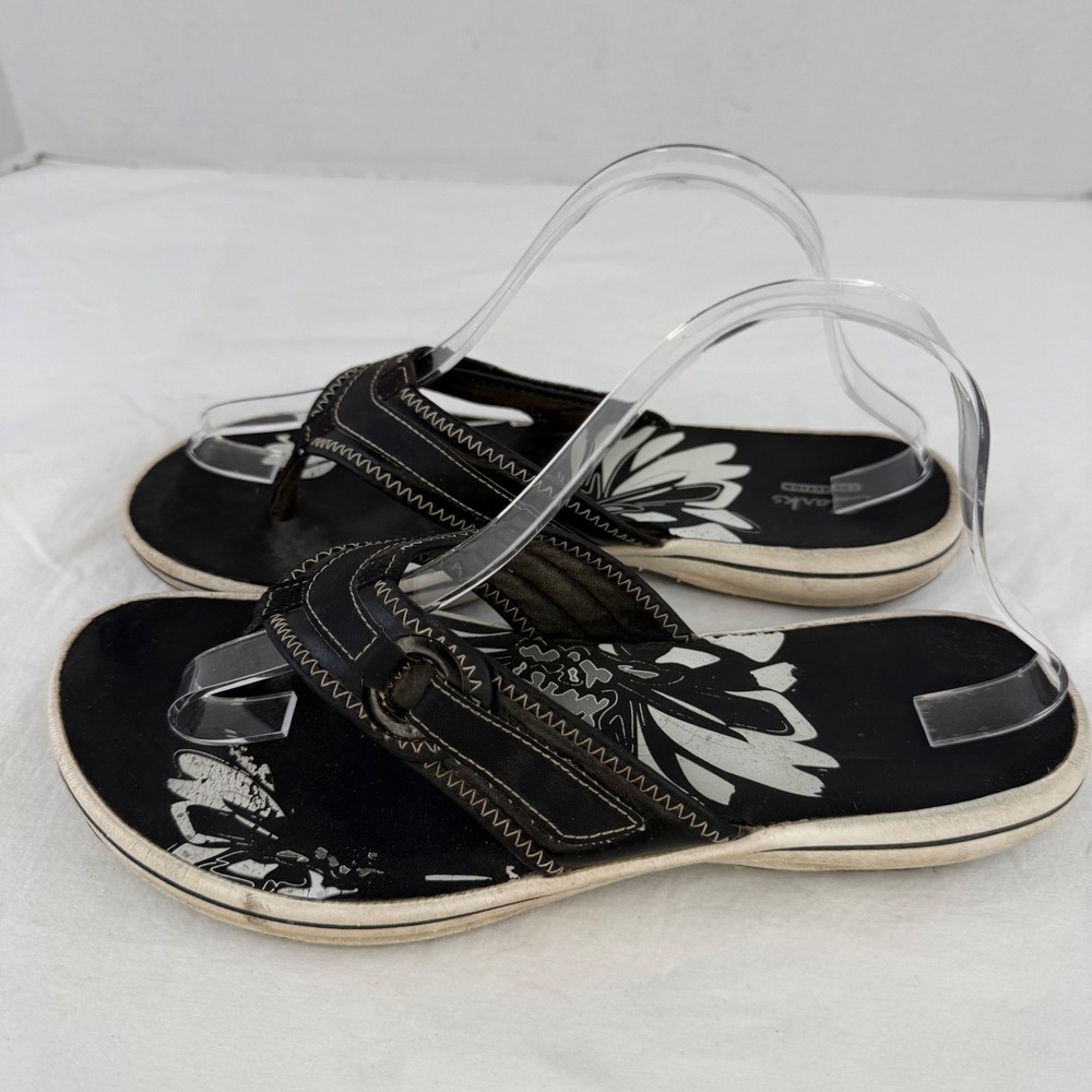 Clarks Collection Womens Black Floral Print Thong Flip Flop Sandals Size 8 - Picture 6 of 9